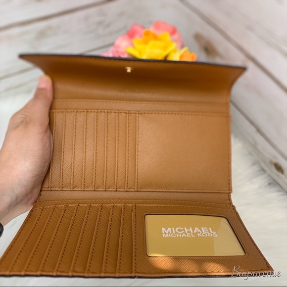 Michael kors Jet Set travel large trifold wallet - Picture 6 of 8